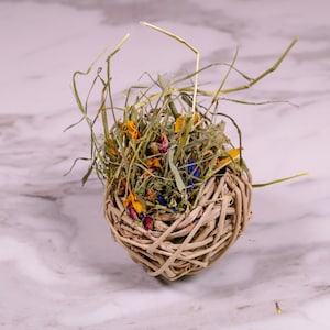 Timothy Hay & Flower Stuffed Vine Nest | natural pet toy for Rabbits - Hamsters - Guinea Pigs - Chinchillas - Gerbils