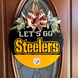 Steelers Wreath |Front Door Decor | Football Wreath | Housewarming Gift | Steelers Door Wreath | Football Decor | Coaches Gift | NFL Sign