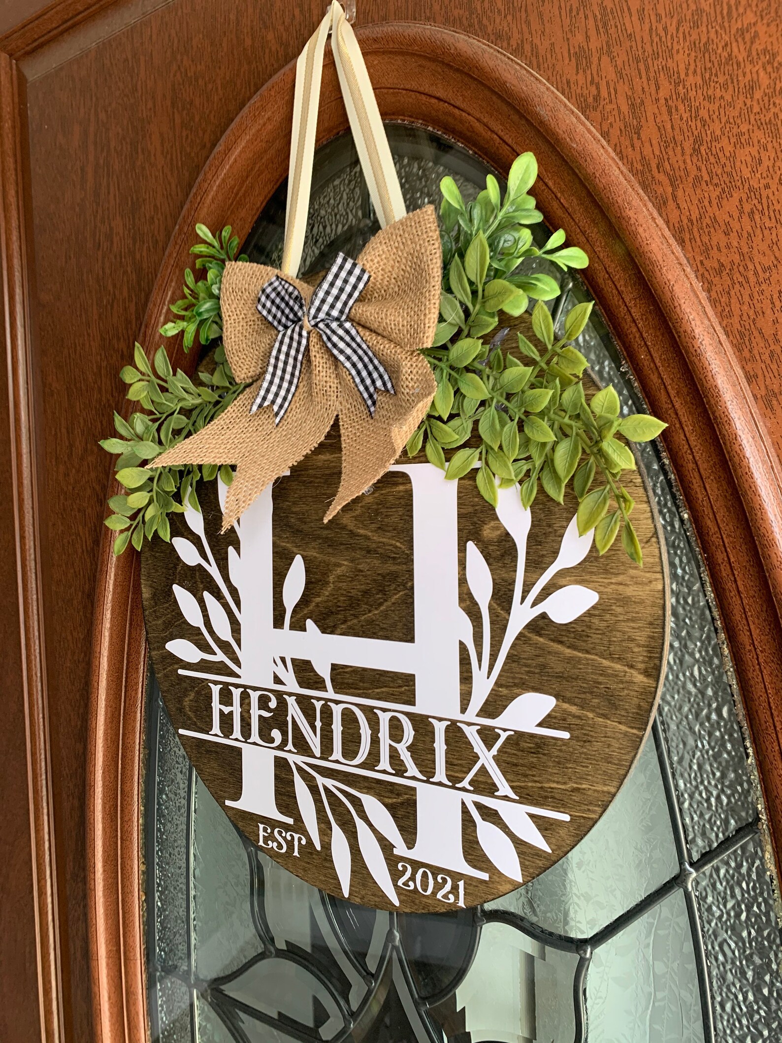 Last Name Door Hanger Monogram Wooden Sign Custom Last Name Etsy