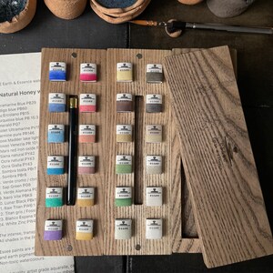 24 honey watercolours Essee Earth & Essence 24 Ash wood boxes