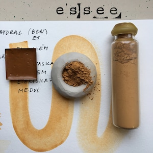 Almagre. Sanguine, Earth's soil pigments, Essee Earth & Essence Siena natural