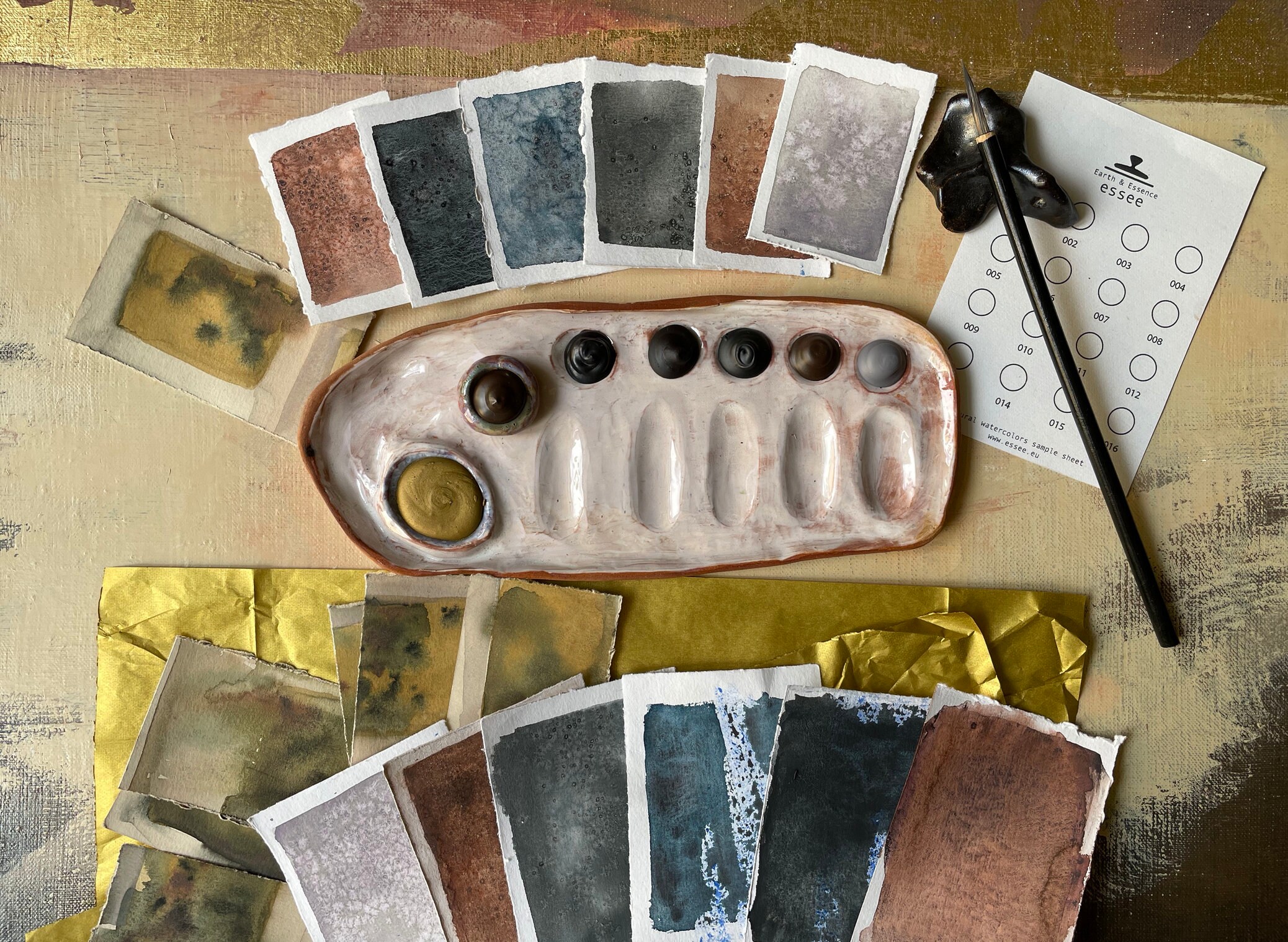 Ceramic Palette for Watercolor Painting _ Mixing Paint Palette Handmade  Watercolors by Mytinyjournal.co 