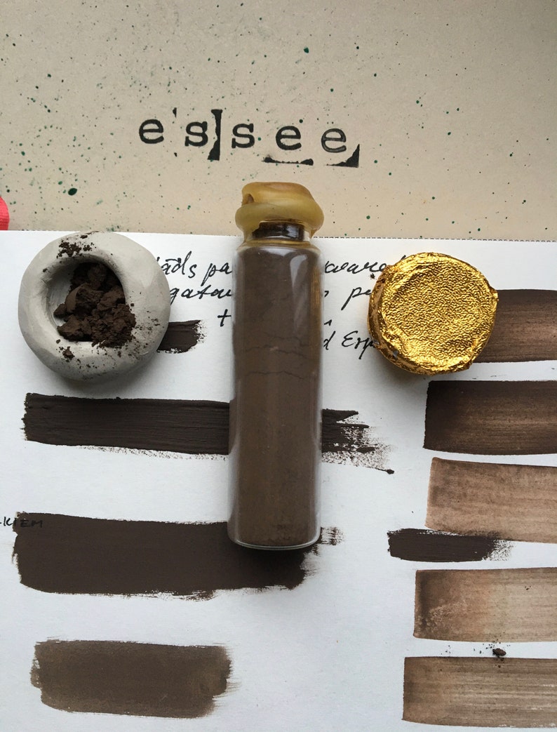 Almagre. Sanguine, Earth's soil pigments, Essee Earth & Essence Cassel