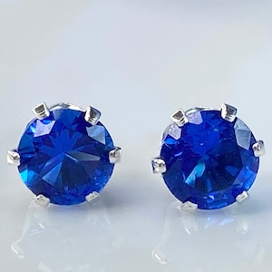September birthstone earrings, September birthday earrings, September birthday gift, sapphire earrings, stud earrings, sapphire jewelry, 5mm