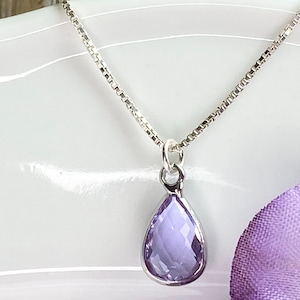 June Birthstone necklace, June birthday necklace, alexandrite necklace, Alexandrite jewelry, pendant necklace, June birthday gift,