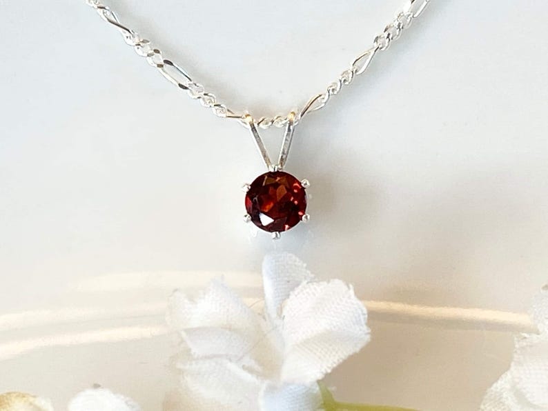 Granaat sieraden set sterlingzilveren hanger ketting oorbel bijpassende januari geboortesteen cadeau-idee perfect cadeau rode edelsteen sierlijk afbeelding 7