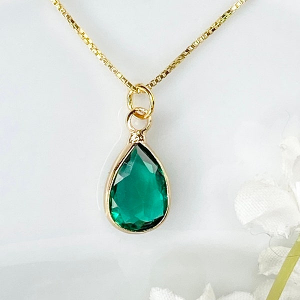 May birthday necklace, May birthstone necklace, emerald necklace, May necklace, emerald pendant necklace, May gift, birthstone jewelry, gold