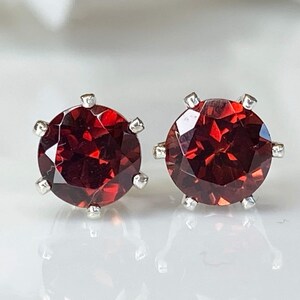 Genuine Mozambique Garnet Sterling Silver Jewelry Set January Birthstone Pendant Necklace Matching Earrings Prong Setting Round Gemstone Red Stone Collection Dainty Design Elegant Accessories Perfect Gift Idea Birthday Present Special
