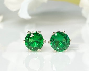 May birthstone earrings, emerald stud earrings, emerald earrings, May birthday gift, May earrings, stud earrings, sterling silver, earrings