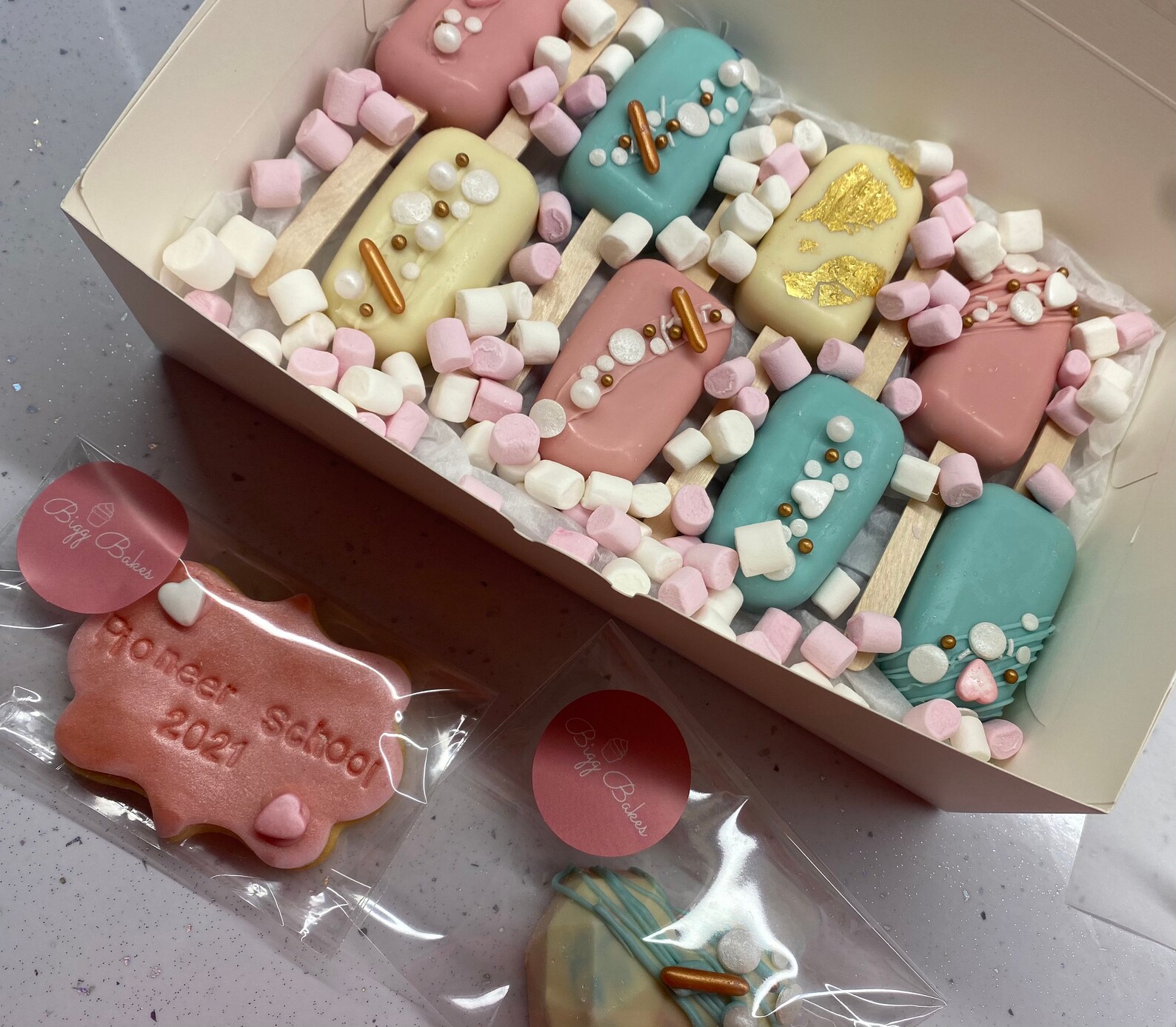 Personalised cakesicle gift box Etsy