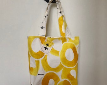 Circles and stems medium size tote