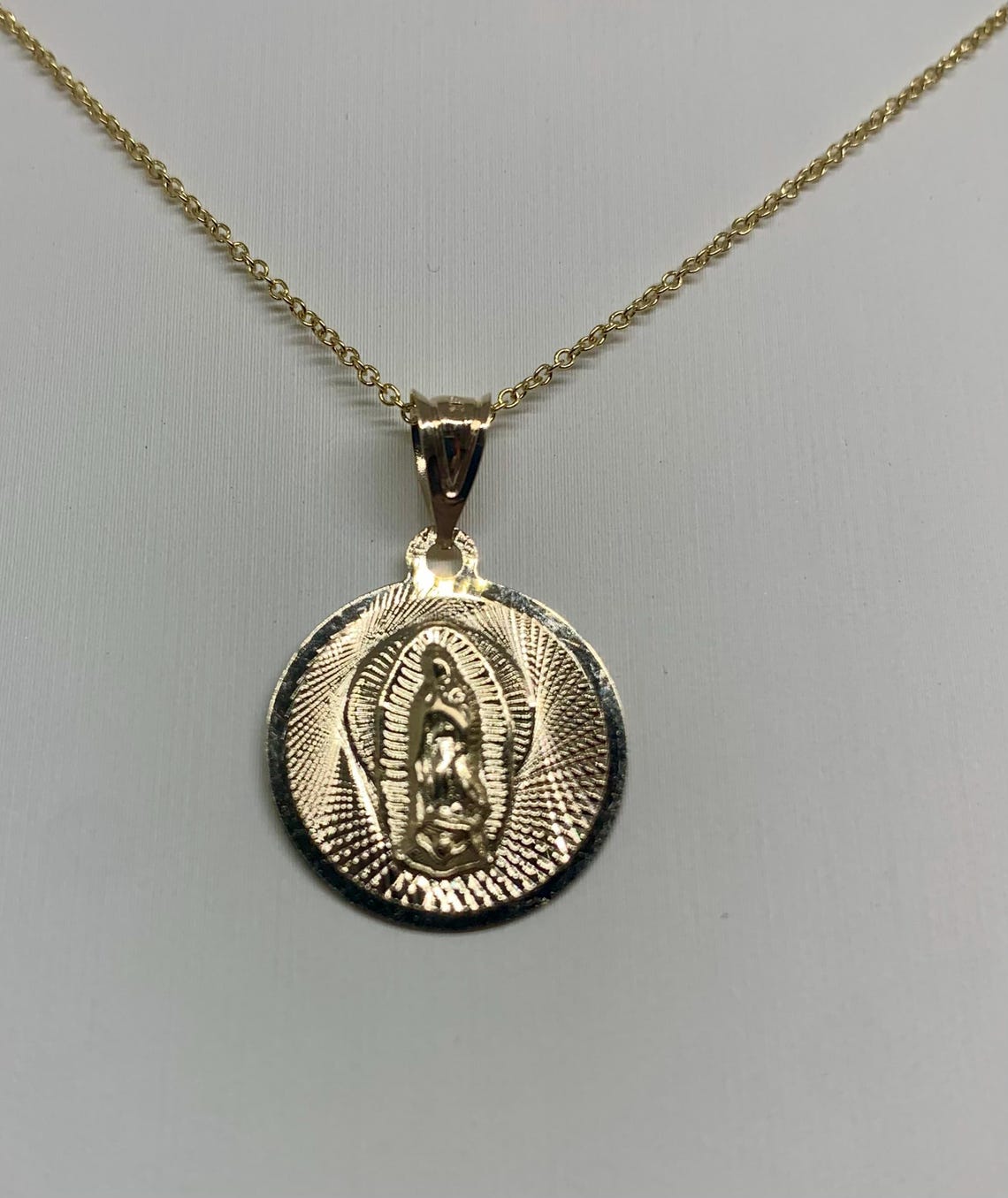 14K Solid Gold Virgin Mary Pendant Necklace: Religious Charm - Etsy
