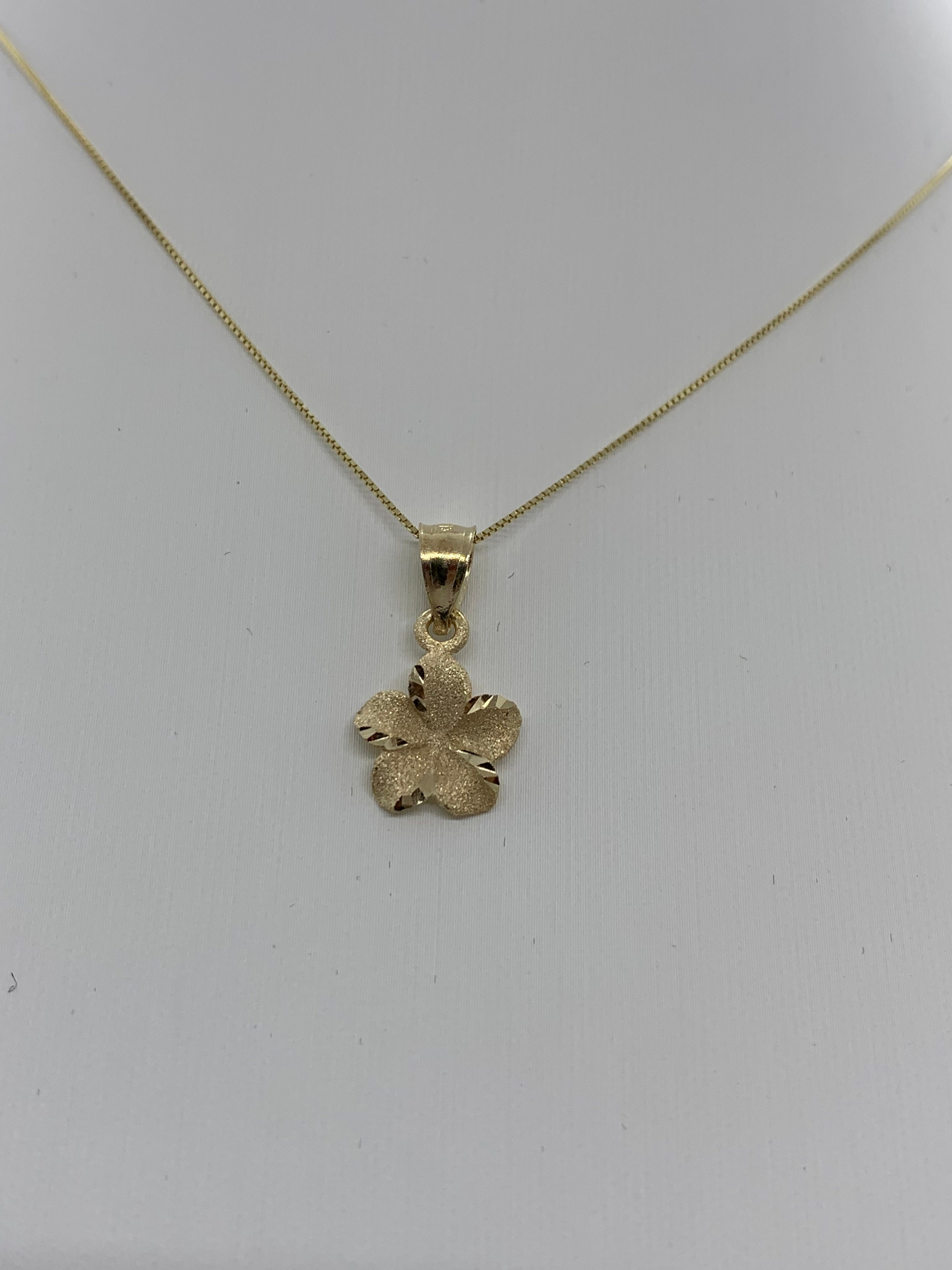 14K Solid Gold 10mm Hawaiian Plumeria Flower Pendant Charm with Box Chain Necklace, Minimalist  plumeria charm  box chain necklace 16 18 20"
