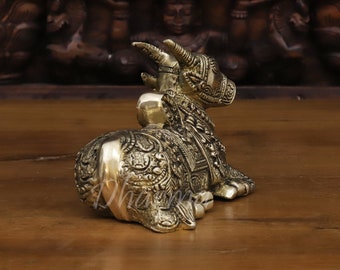 真鍮のナンディ牛（シヴァ神の乗り物） - Etsy 日本
