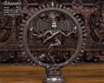 真鍮製の壮麗なシヴァ神一家とガネーシャ、パールヴァティー女神が