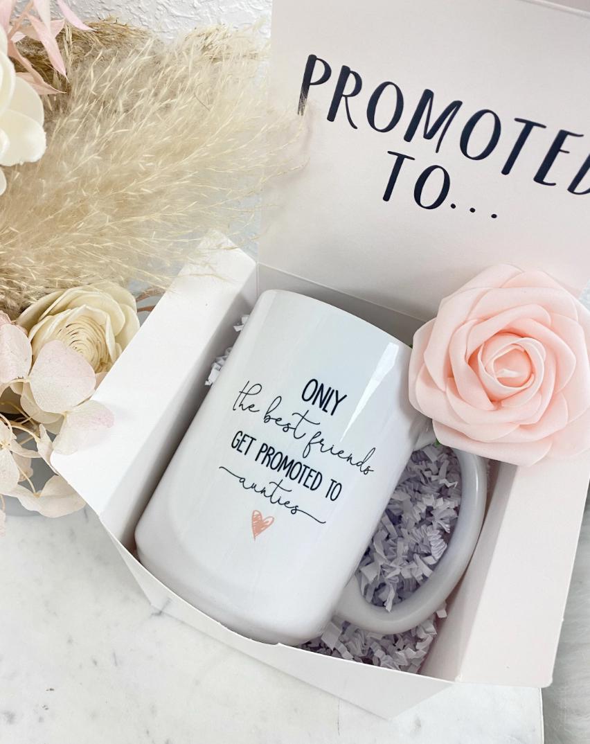 Promoted to auntie baby pregnancy announcement idea for sister only the best friends get promoted to aunt cute custom aunt mug grandma