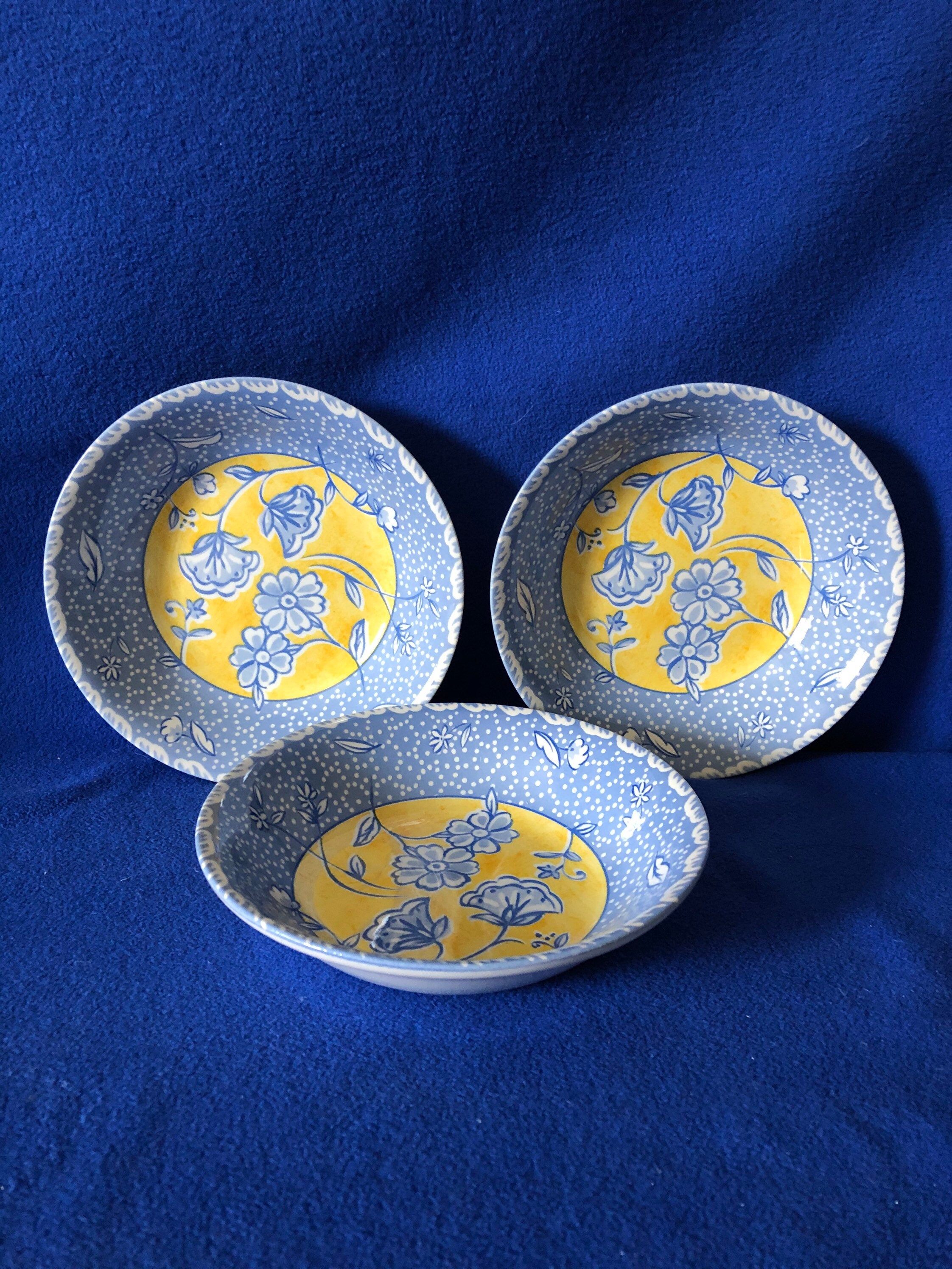 Royal Stafford earthenware cereal bowls Blue and yellow. Set of 3 7\u201d diameter