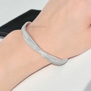 Sterling silver twisted womens mobius bracelet bangle jewellery fully adjustable, vintage jewelry, Handmade Jewelry for Women, Gift for Her