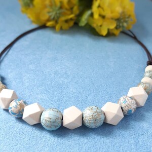 Collar japonés chiyogami de madera gruesa con cordón de cuero ajustable