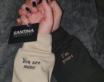 Personalisierter Paar Hoodie, personalisierter Ärmel Text, Geburtstagsgeschenk