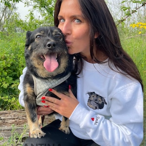 Embroidered Pet Portrait Sweatshirt, Personalized Dog Mum dad  Gift