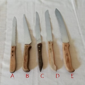 Großes Vintage Küchenmesser mit Holzgriff - Antike Messer mit Holzgriffen - Lange Sägemesser mit Wellenschliff - Klinge aus Edelstahl