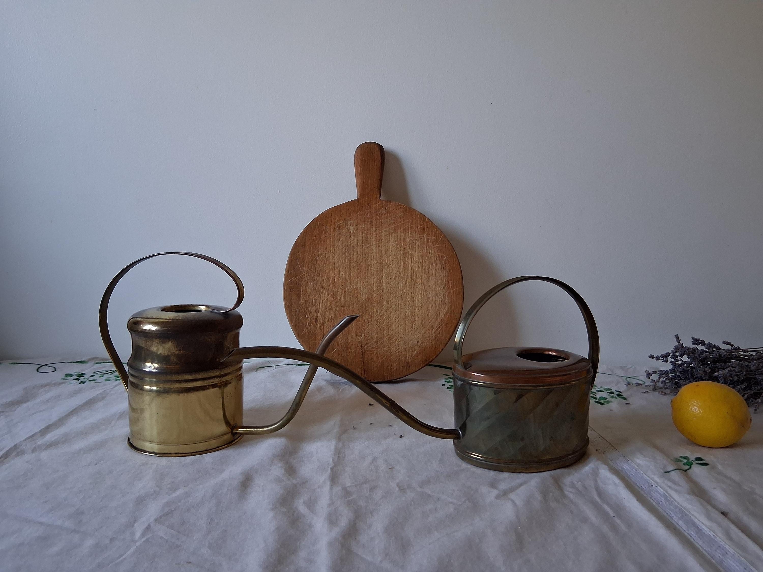 Pichet carafe broc vase en cuivre ancien