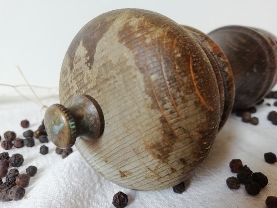 vintage zassenhaus pepper grinder