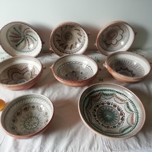 Bols faits main en argile Horezu, grands bols rustiques en terre cuite, grands bols fermiers folkloriques roumains en céramique