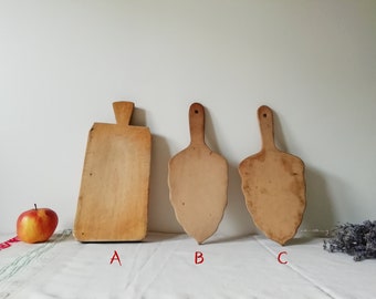 Small cutting boards Vintage wooden rustic chopping board Old serving platter Country cheese board Primitive kitchen decor Food photo props