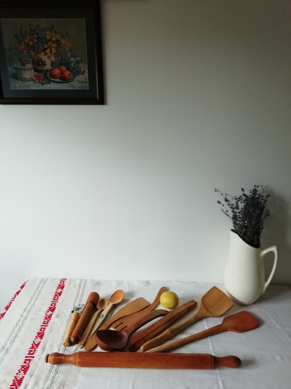 Vintage Wooden Kitchen Utensils, Old Rustic Wood Spoons Spatulas Fork  Rolling Pin, Primitive Kitchen Country Decor, Antique Food Photo Props 