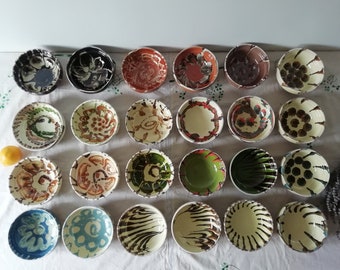 Rustikale Steingut-Tonschalen, antike primitive handgemachte Keramikplatte, Vintage-Terrakotta-Keramik, Food-Foto-Requisiten, rumänische Schüsseln # 3