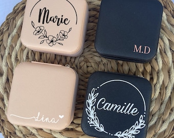 Personalized travel jewelry box jewelry box wedding gifts bridesmaid gift mom sister gift