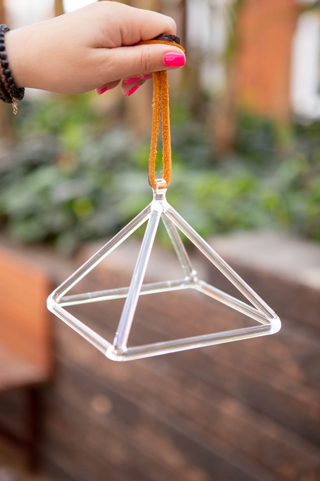 Crystal Singing Pyramid – 6″ Quartz Sound Healing Tool for Meditation ...