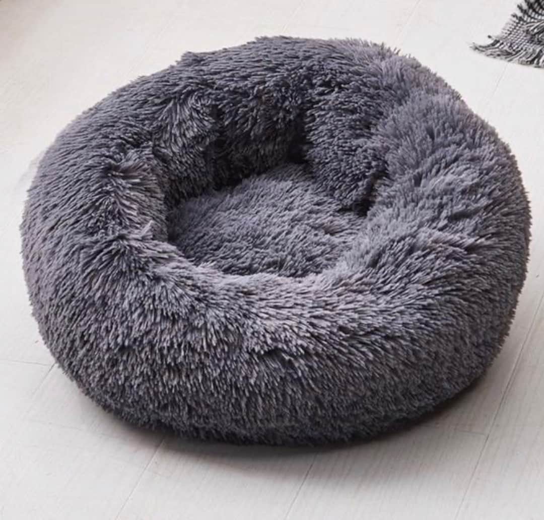 Hundebett Donut-Form Groß – Selbstwärmend, Wasserabweisend & Maschinenwaschbar