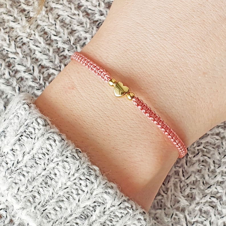 Armband Makramee mit Herz geflochtenes Armband mit Herz-Perle in Gold oder Silber Freundschaftsarmband Makrameearmband Geschenk Geschenkidee Bild 7