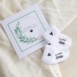 Schwangerschaft verkünden, Babysocke weiß, Personalisiert du wirst Oma Opa Onkel Tante P339201