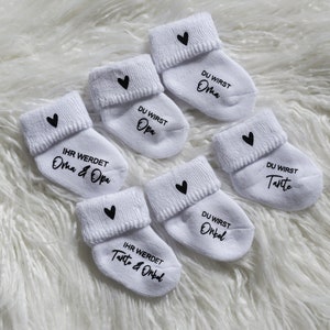 Announce pregnancy, baby socks white, personalized you are going to be grandma grandpa uncle aunt dad