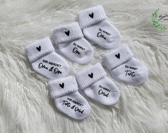 Announce pregnancy, baby socks white, personalized you are going to be grandma grandpa uncle aunt dad