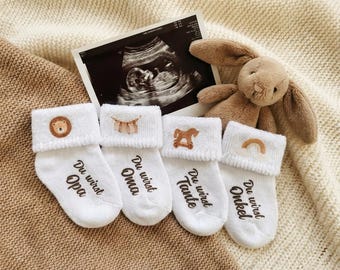 Personalized white cotton baby socks: Pregnancy announcement gift for grandparents, aunts, and uncles