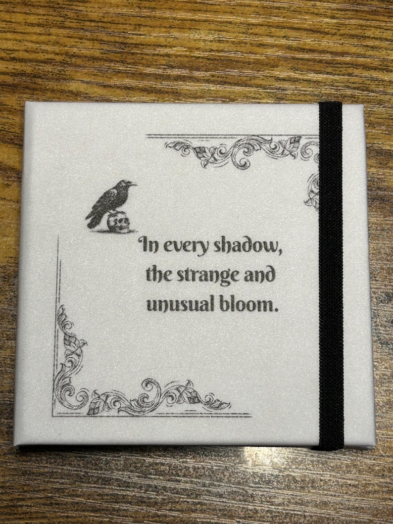 Gothic Raven & Skull Sticky Note Holder | Dark Academia Desk Decor, Handmade Witchy Office Accessories, Macabre Post-It Note Dispenser, Spooky Gift for Writers