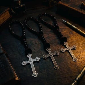 Gothic Cross Door Knob Charm, Hanging Bed Post Beads, Grunge Room Decor, Alt Home Accent, Black and Red Tassel Ornament, Moody Aesthetic