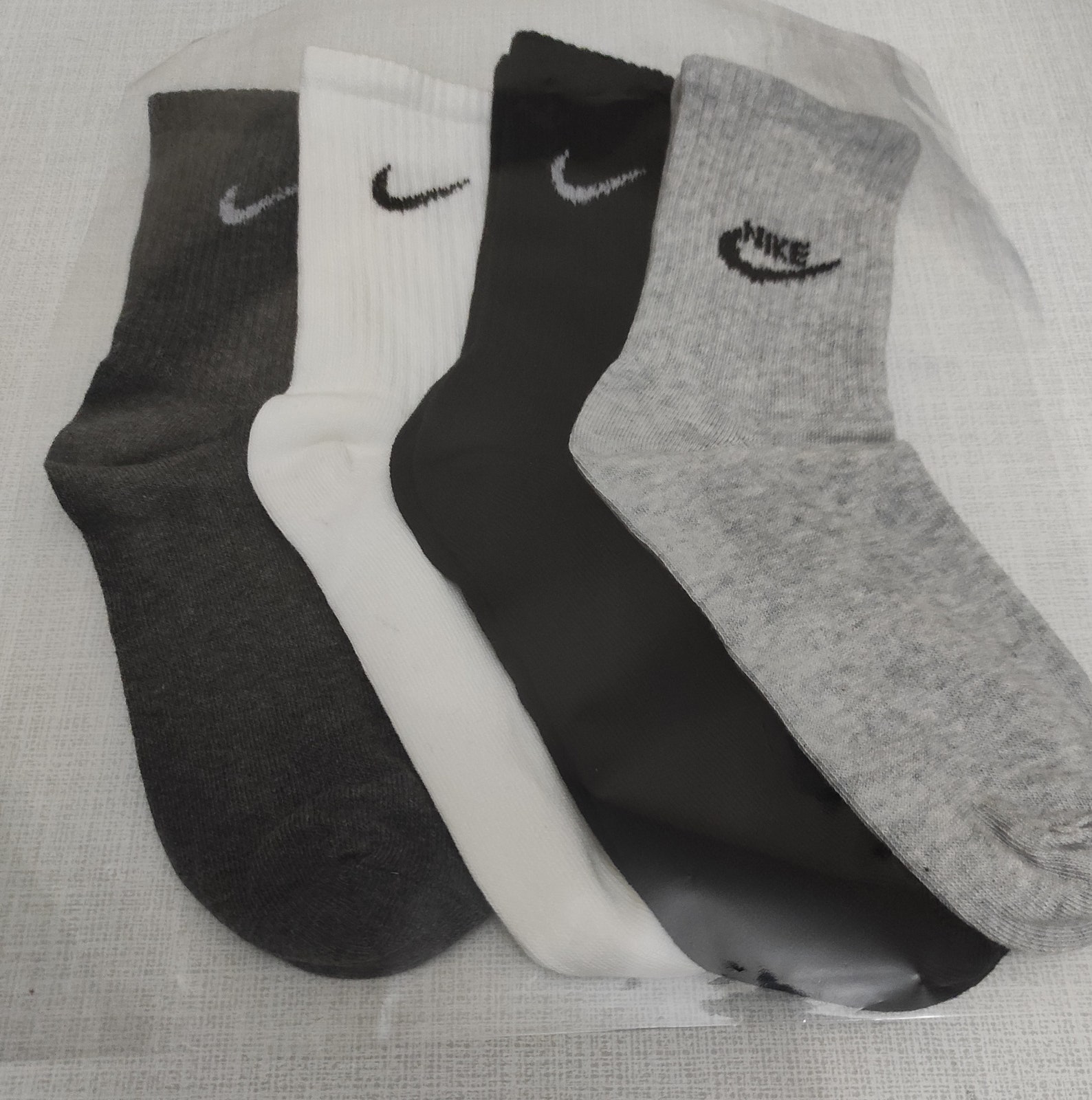 mens long black nike socks