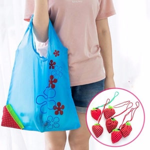 Sacs fourre-tout pliables en nylon à la fraise - Respectueux de l&#39;environnement par 5