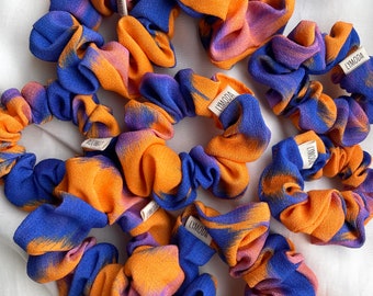 Handmade Scrunchie Haargummi Haarband Lymoda Orange Blau Royalblau gemustert Sommer Frühling Spring Haarreifen Haarband Viskose