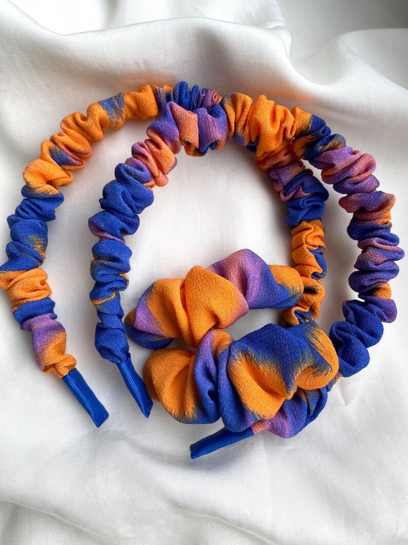 Handmade Scrunchie Haargummi Haarband Lymoda Orange Blau Royalblau gemustert Sommer Frühling Spring Haarreifen Haarband Viskose Bild 6