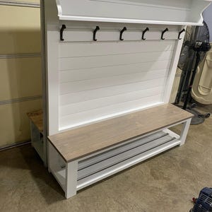 The shiplap entryway bench | Hall tree | Coat rack | Mudroom locker 画像 7