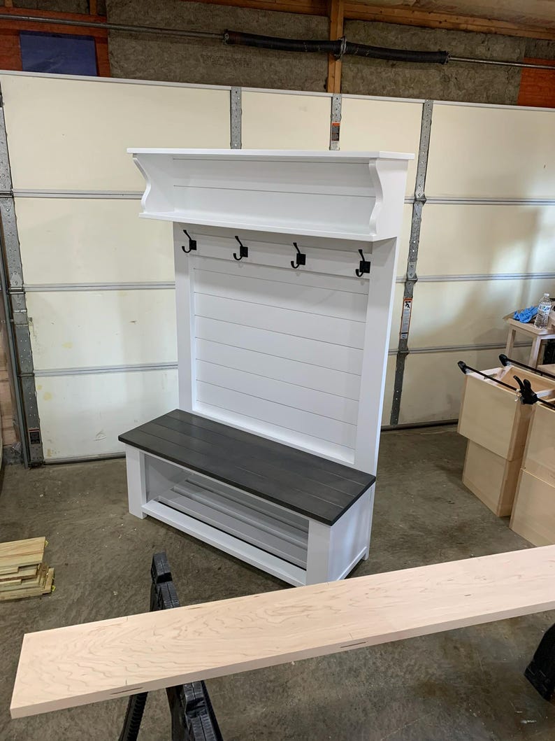 The shiplap entryway bench | Hall tree | Coat rack | Mudroom locker 画像 8