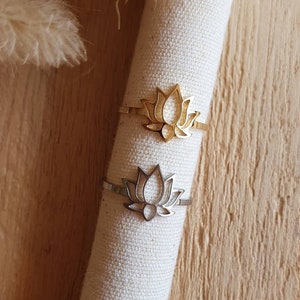 Lotus flower ring - Adjustable ring in gold or silver stainless steel with a lotus - lotus ring - women's ring - flower ring