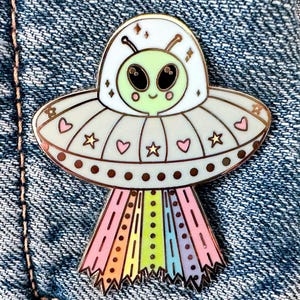 Alien Hard Enamel Pin | Cute Pins | Alien Gift | UFO pin